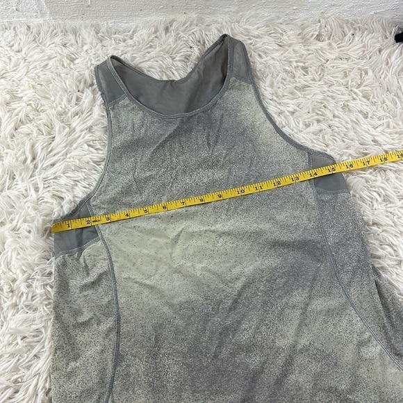 Lululemon Sculpt Tank - Picture 2 of 3